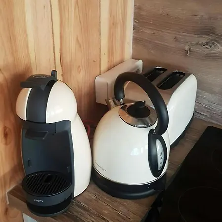 شاليه Avec Salon De Jardin *