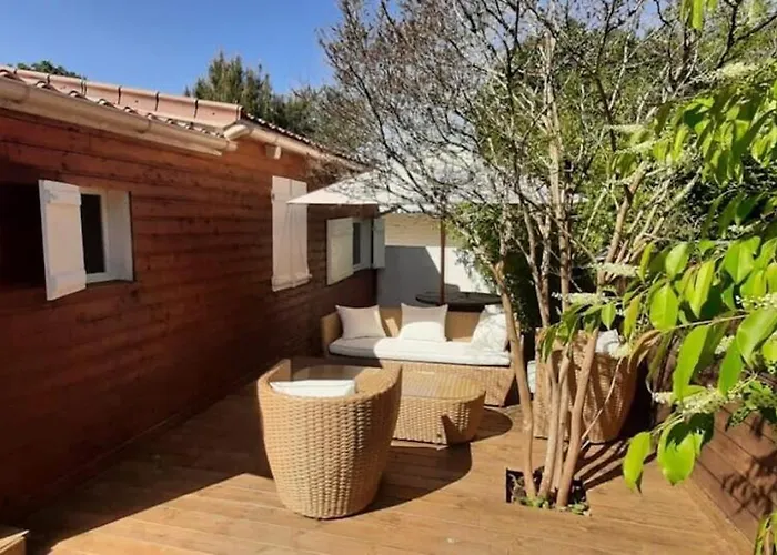 Avec Salon De Jardin *